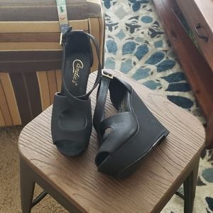 Candies black open toe wedges